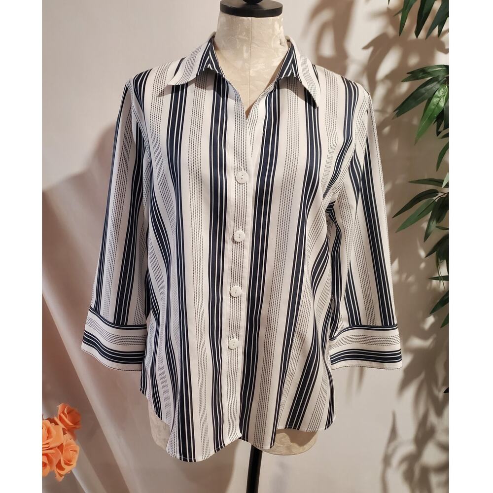 Foxcroft Non-Iron Fitted 3/4 Sleeve Button Shirt Size 14 100% Cotton Coastal